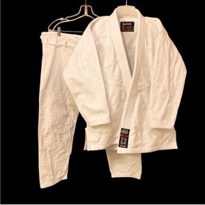 Gameness Brazillian Jiu Jitsu Gi White Pearl 2.0 550 GSM 100% Cotton Size A2